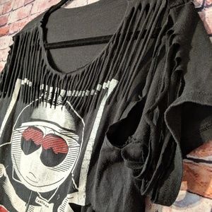 Black cut up grafic tee